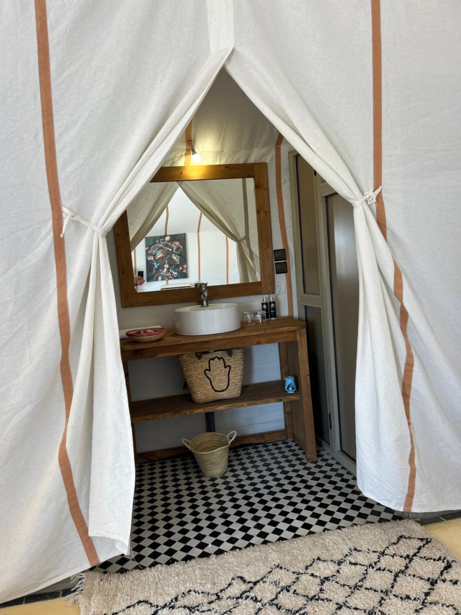 Magical berber camp Hotel Merzouga Bagian luar foto