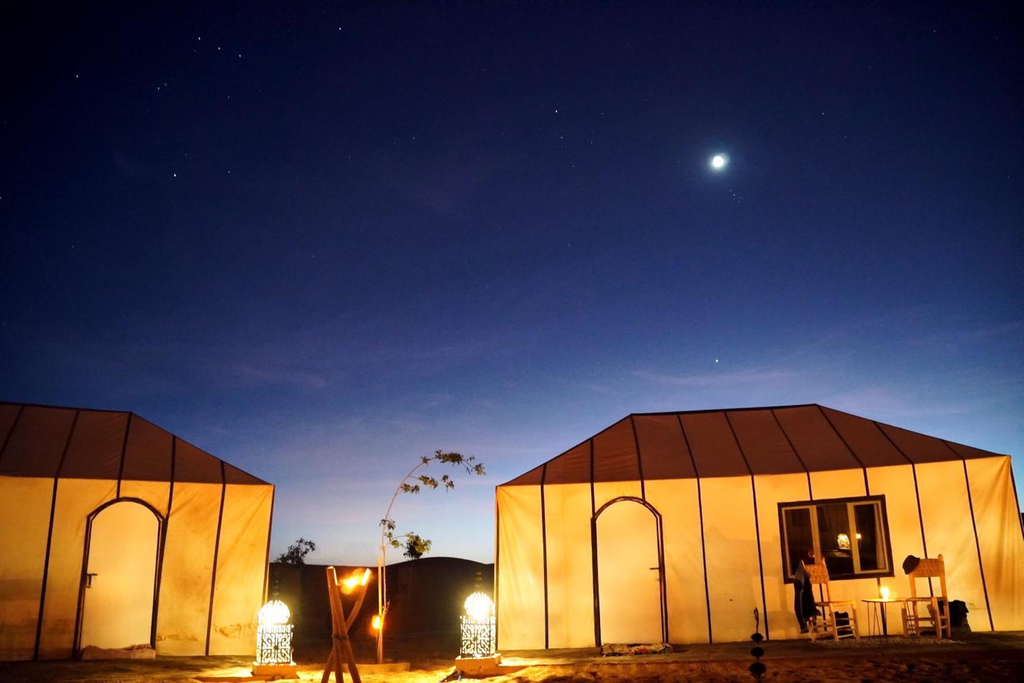 Magical berber camp Hotel Merzouga Bagian luar foto