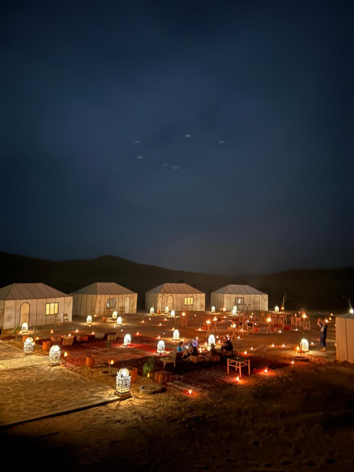 Magical berber camp Hotel Merzouga Bagian luar foto